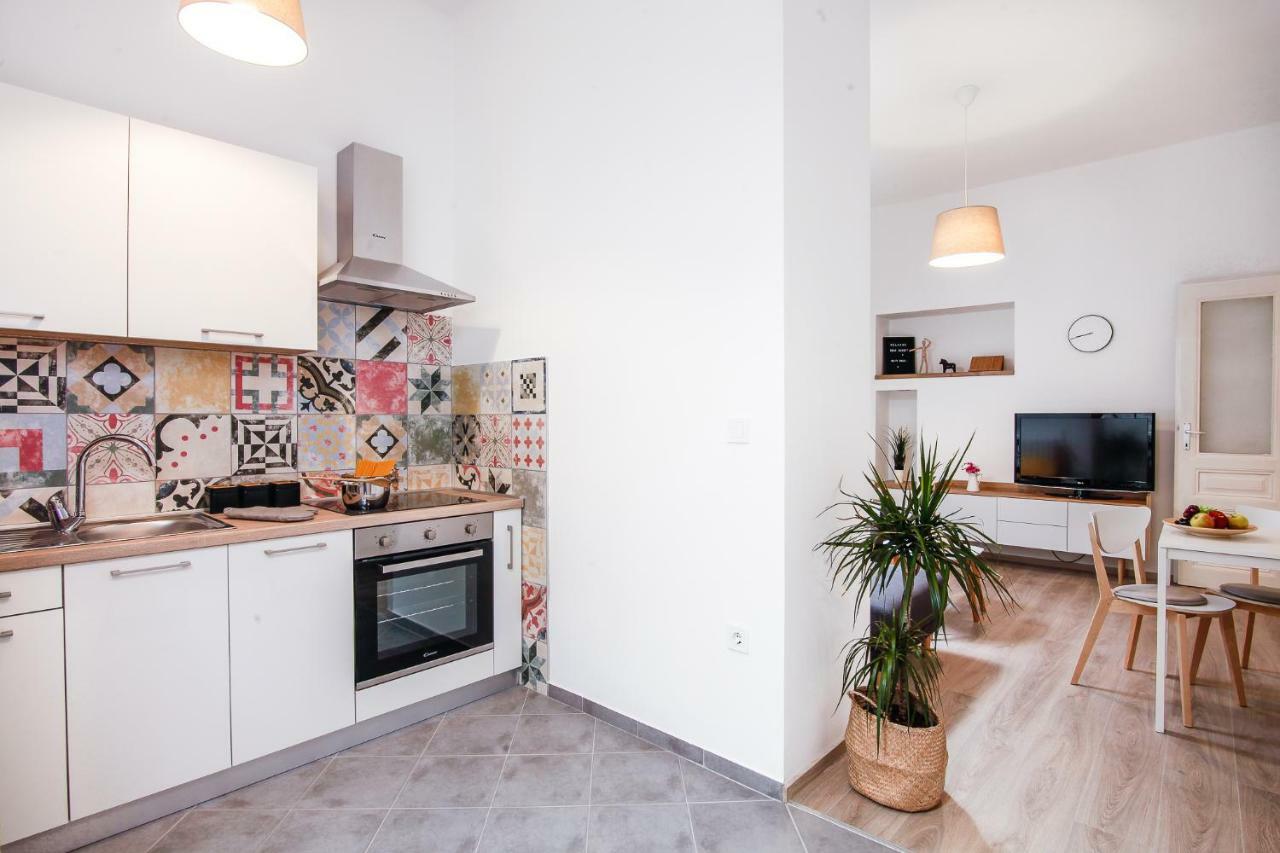 Apartment Kensi*** 普拉 外观 照片