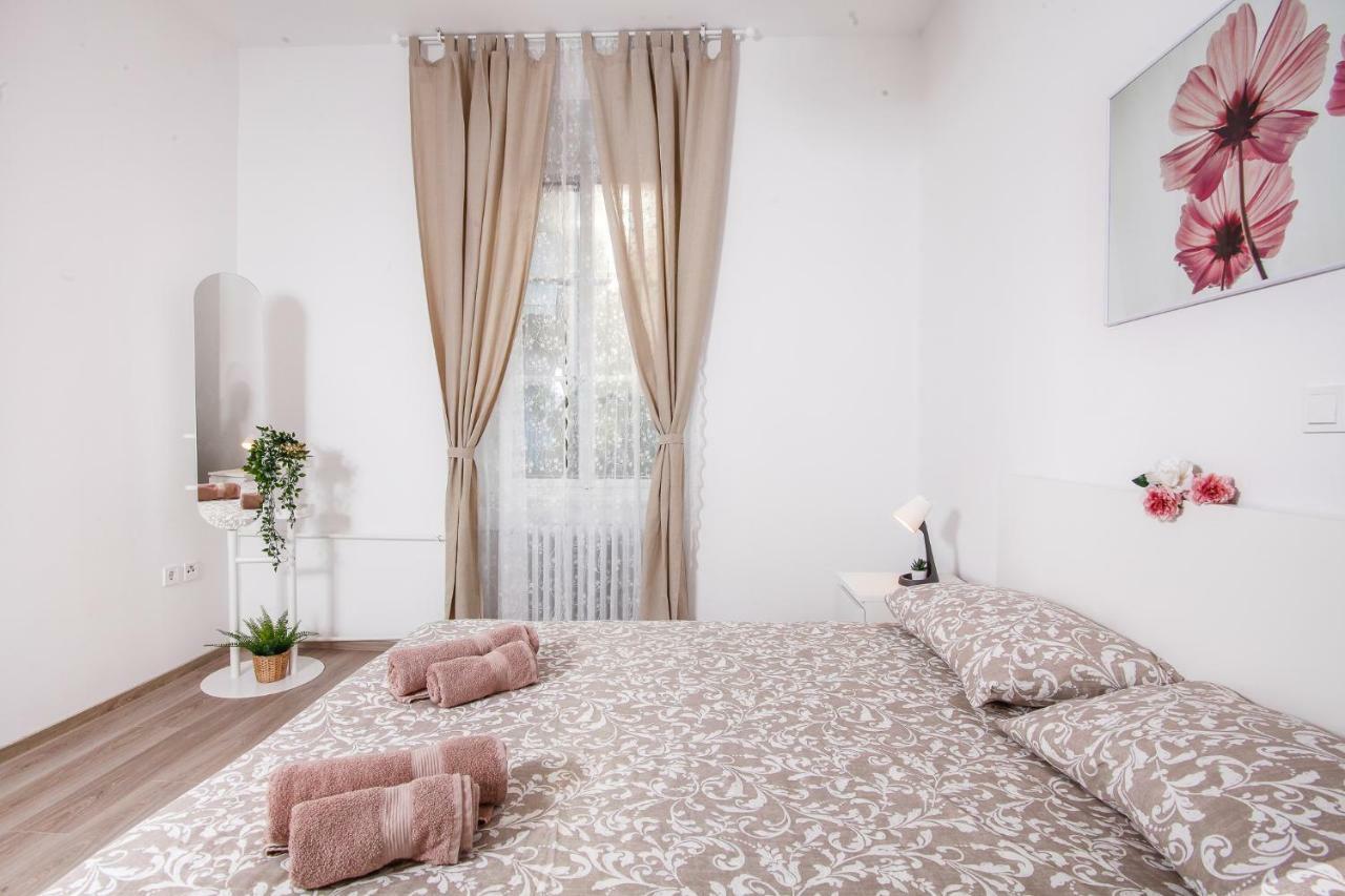 Apartment Kensi*** 普拉 外观 照片