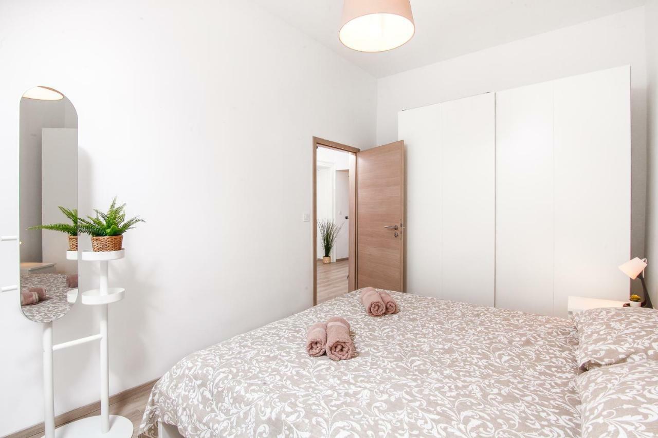 Apartment Kensi*** 普拉 外观 照片
